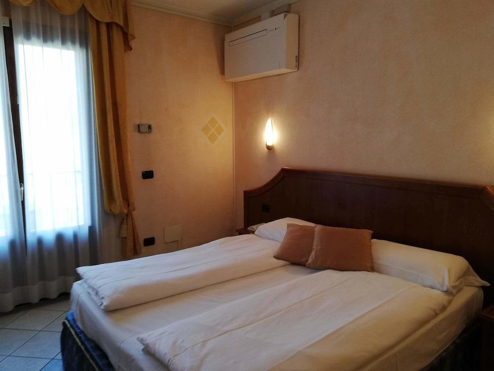 Hotel Giardino Каннобио Экстерьер фото