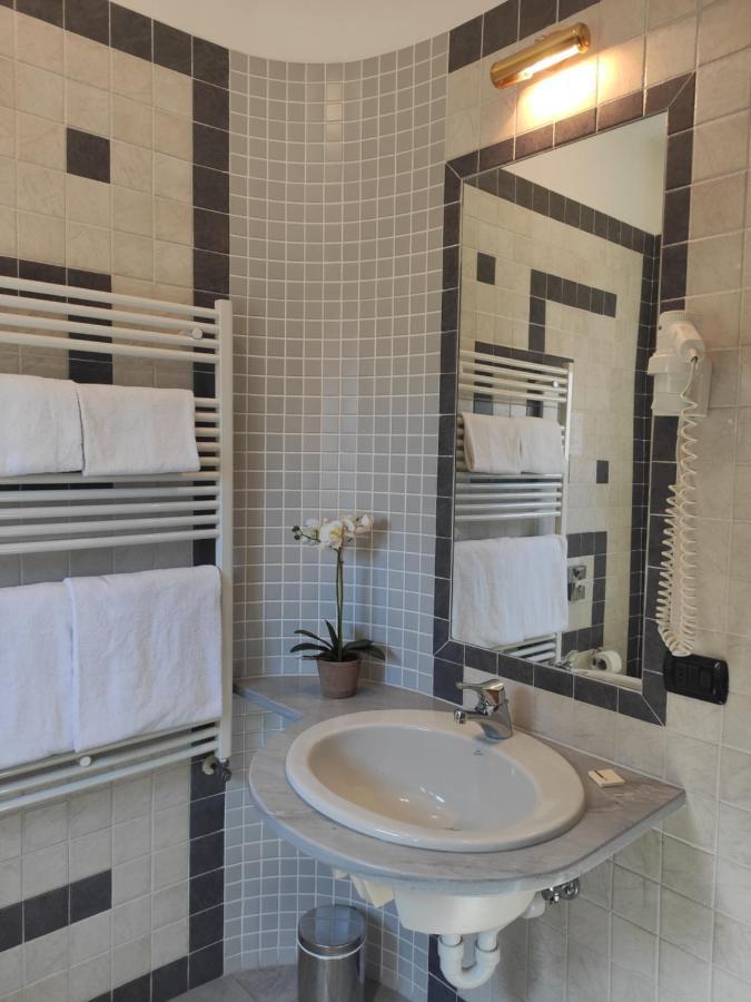 Hotel Giardino Каннобио Экстерьер фото